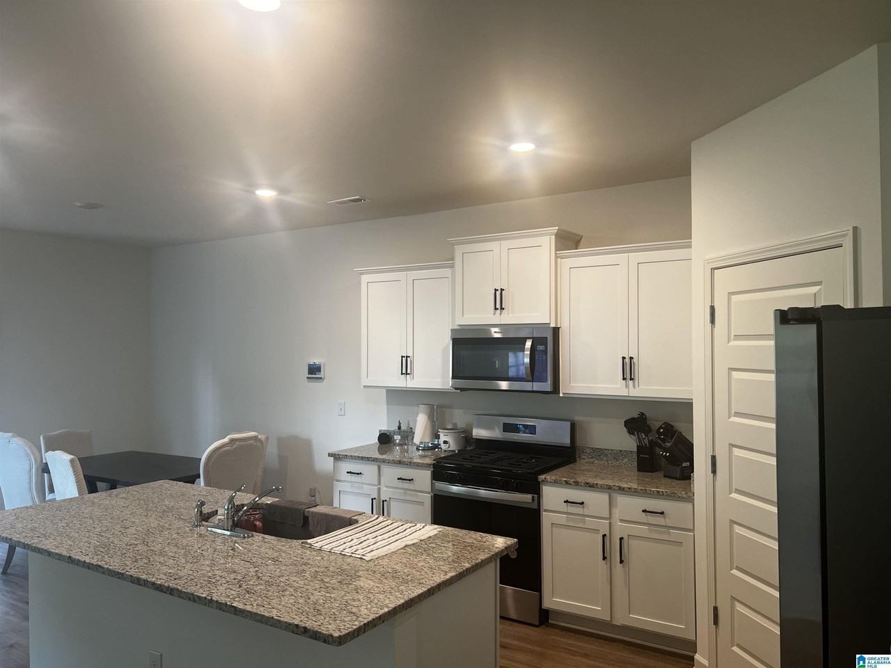 9906 Chelsea Park Trl - Photo 7 of 24
