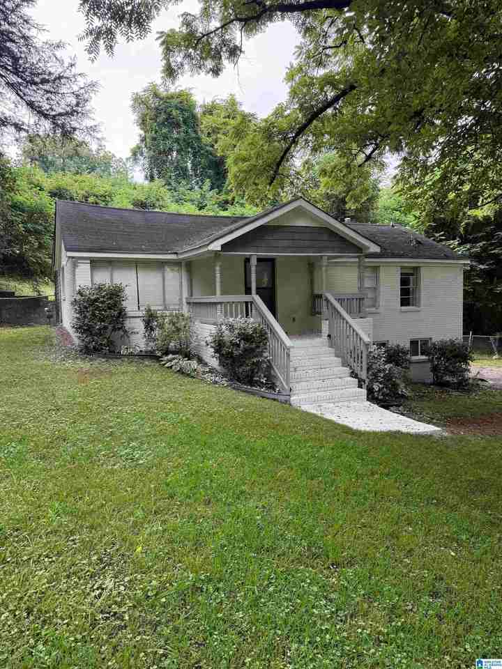 8551 Griffin Ave - Photo 2 of 20