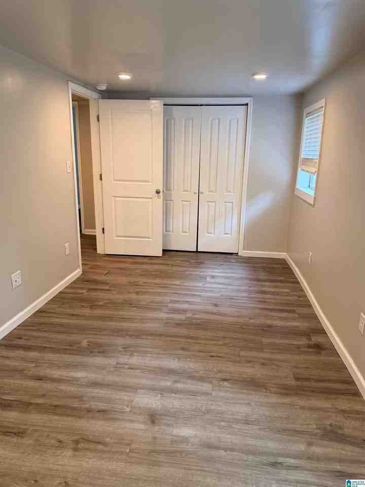 8551 Griffin Ave - Photo 4 of 20