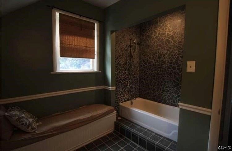 871 W Main St - Photo 7 of 19