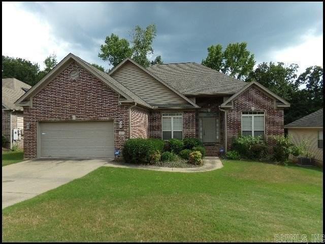 37 Woodridge Dr - Photo 2 of 25