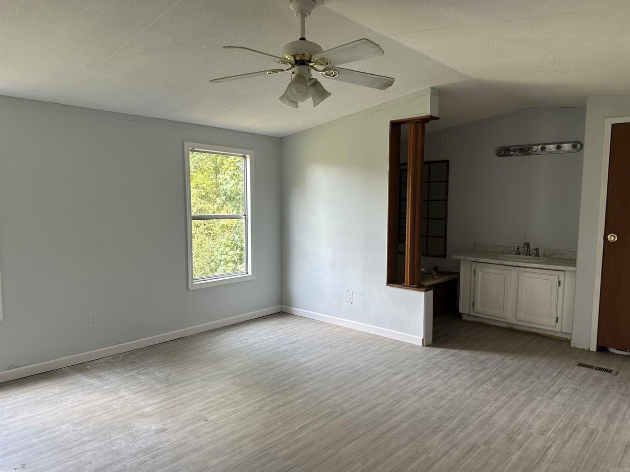 6614 Fitts Rd - Photo 5 of 15