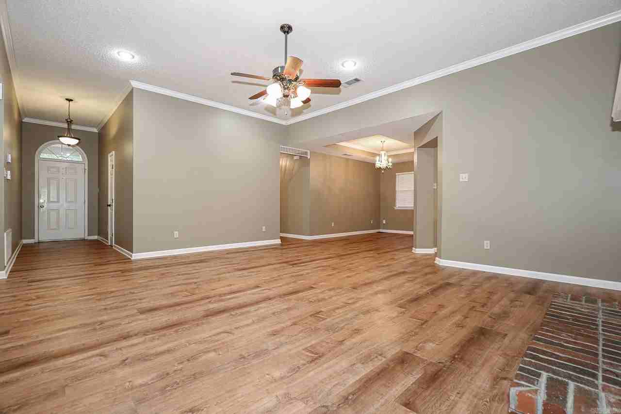1816 Dove Dr - Photo 4 of 39