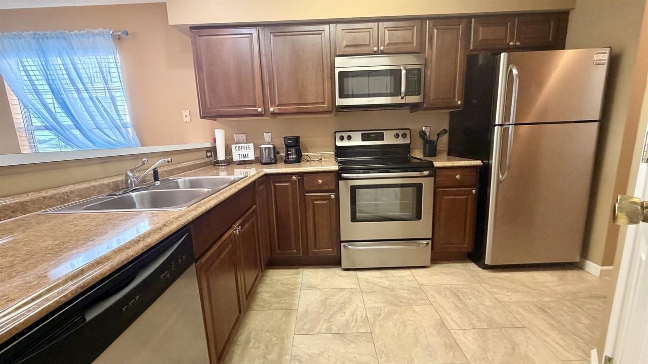 638 Waterway Village Blvd #16F - Photo 4 of 35