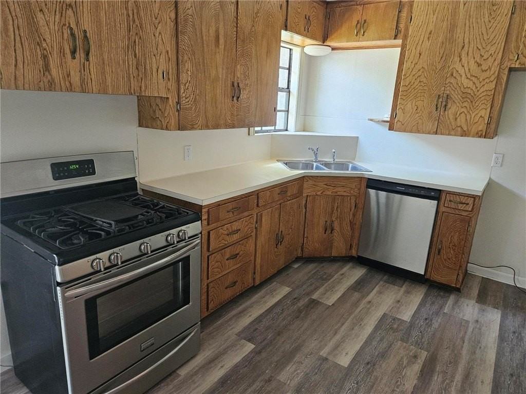 115 Holly Dr - Photo 6 of 20