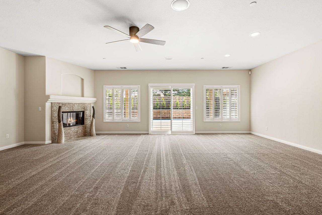 1267 Oro Rdg - Photo 7 of 50