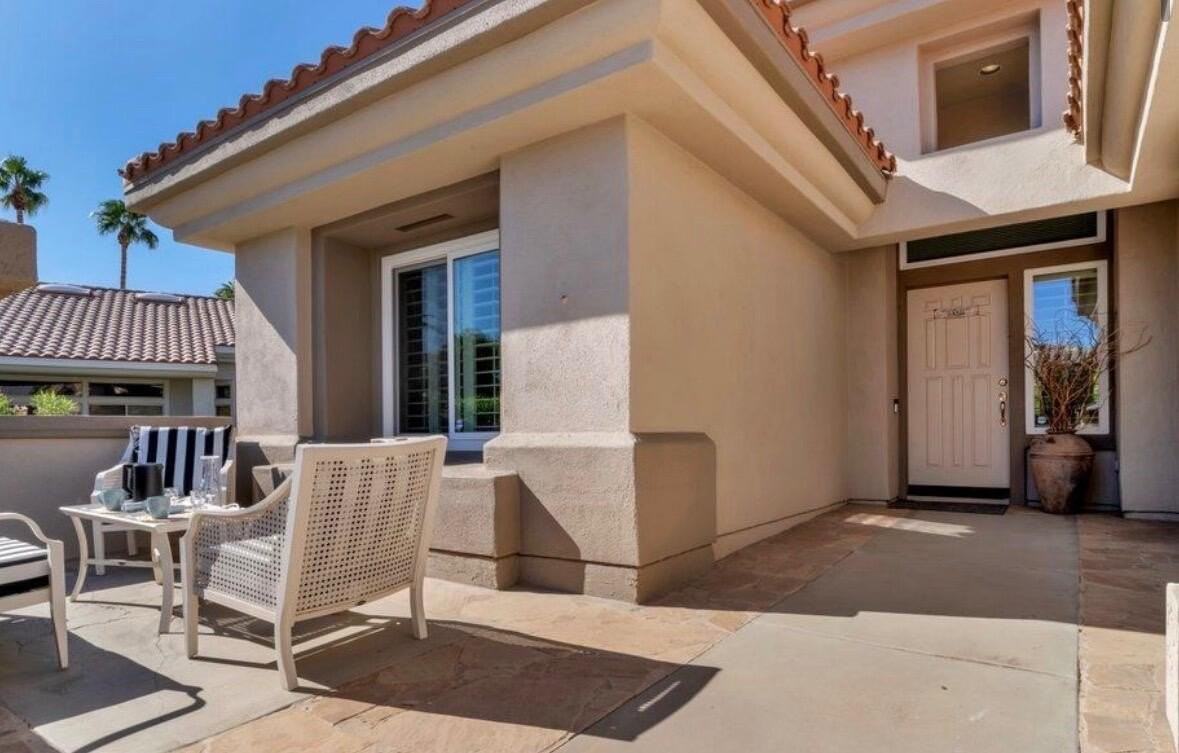 38635 Orangecrest Rd - Photo 2 of 18