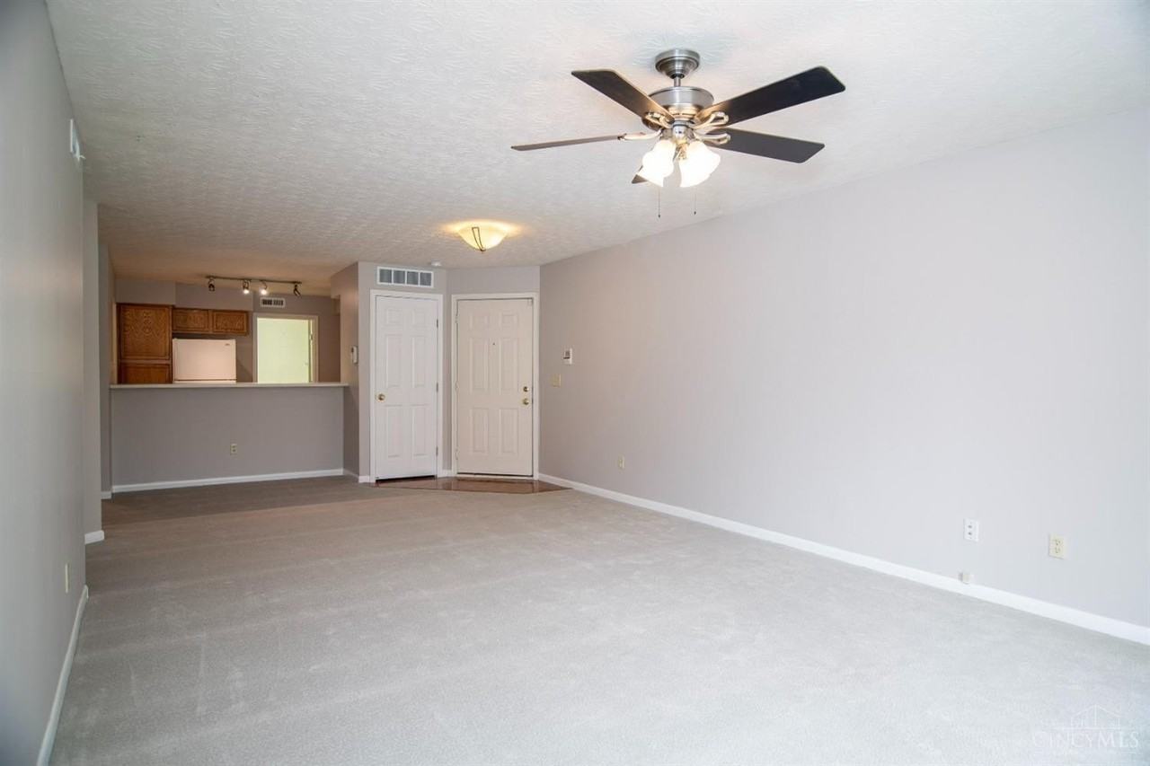 870 Southmeadow Cir #102 - Photo 7 of 20