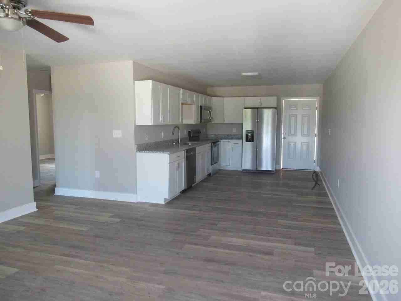 427 Northbrook Iii School Rd - Photo 4 of 15