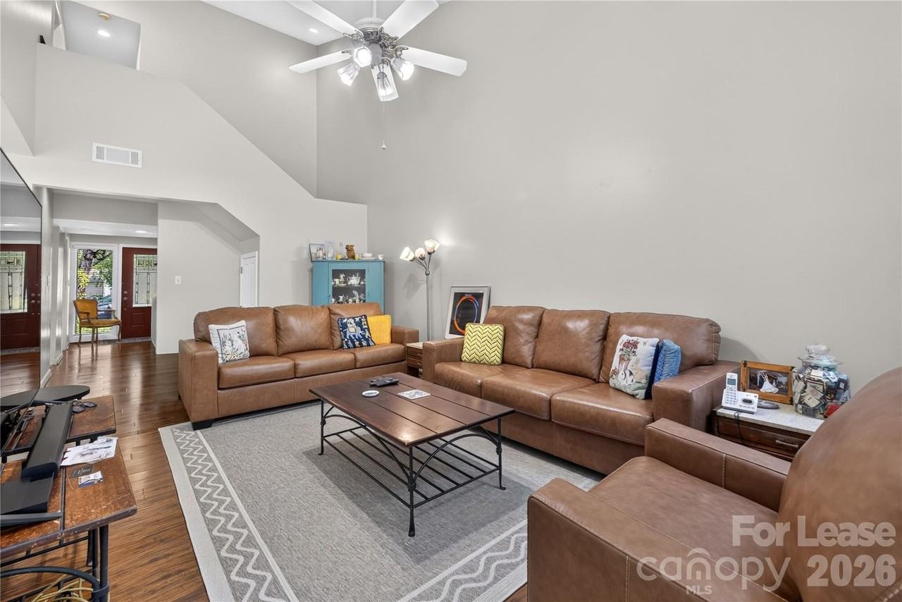 185 Riverview Ter - Photo 3 of 35