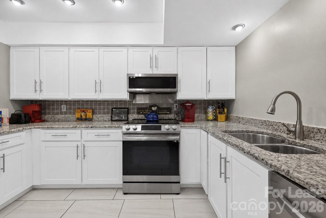 185 Riverview Ter - Photo 7 of 35