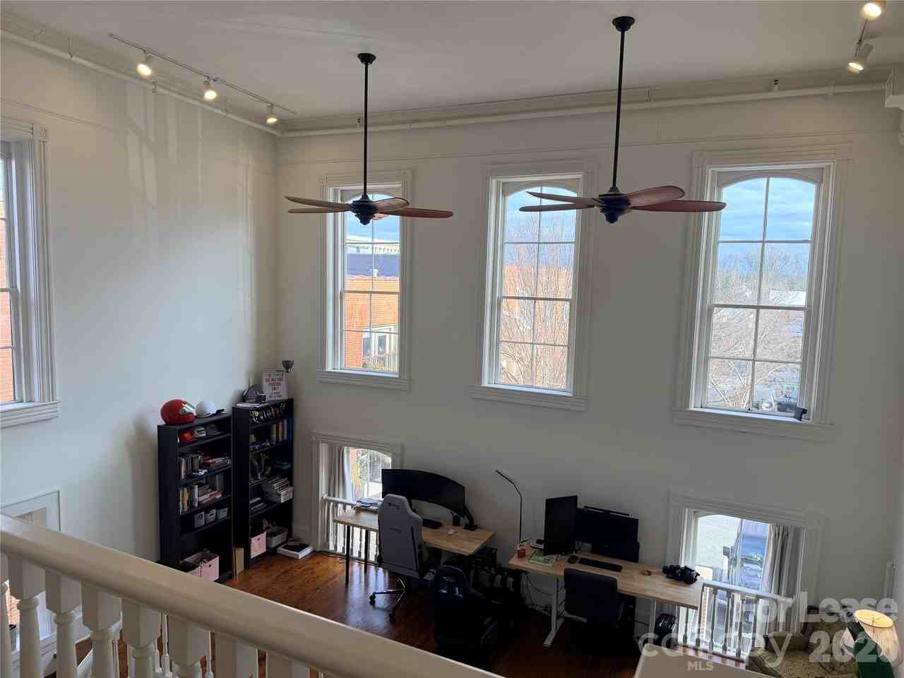113 N Main St #F - Photo 7 of 19