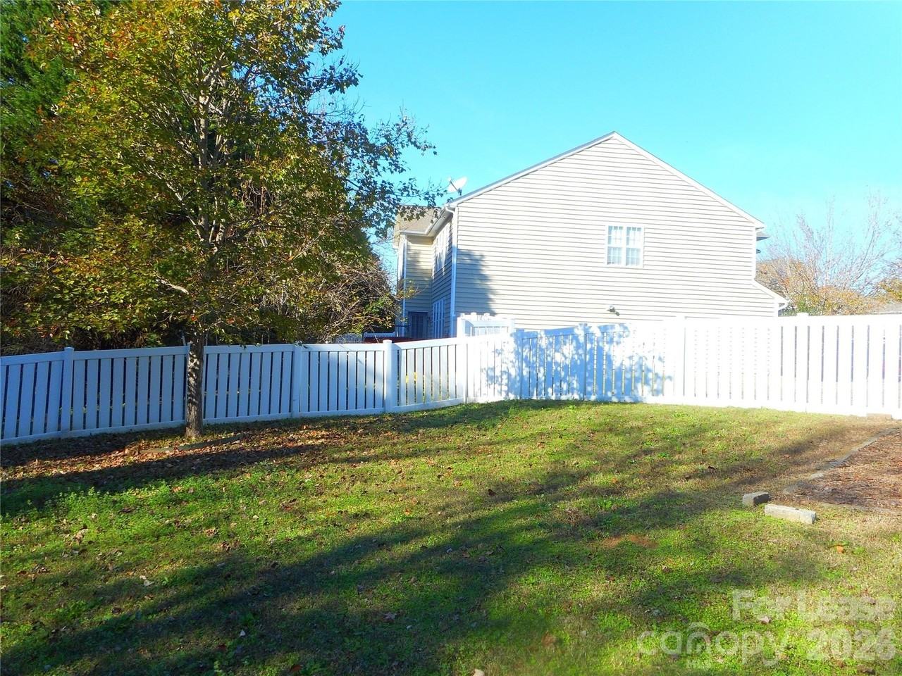 5722 El Campo Ct - Photo 6 of 26