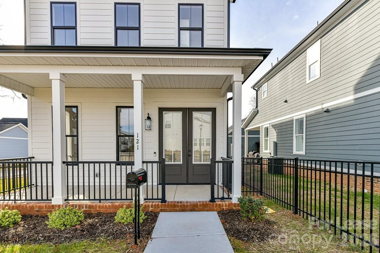 121 W F St - Photo 5 of 42