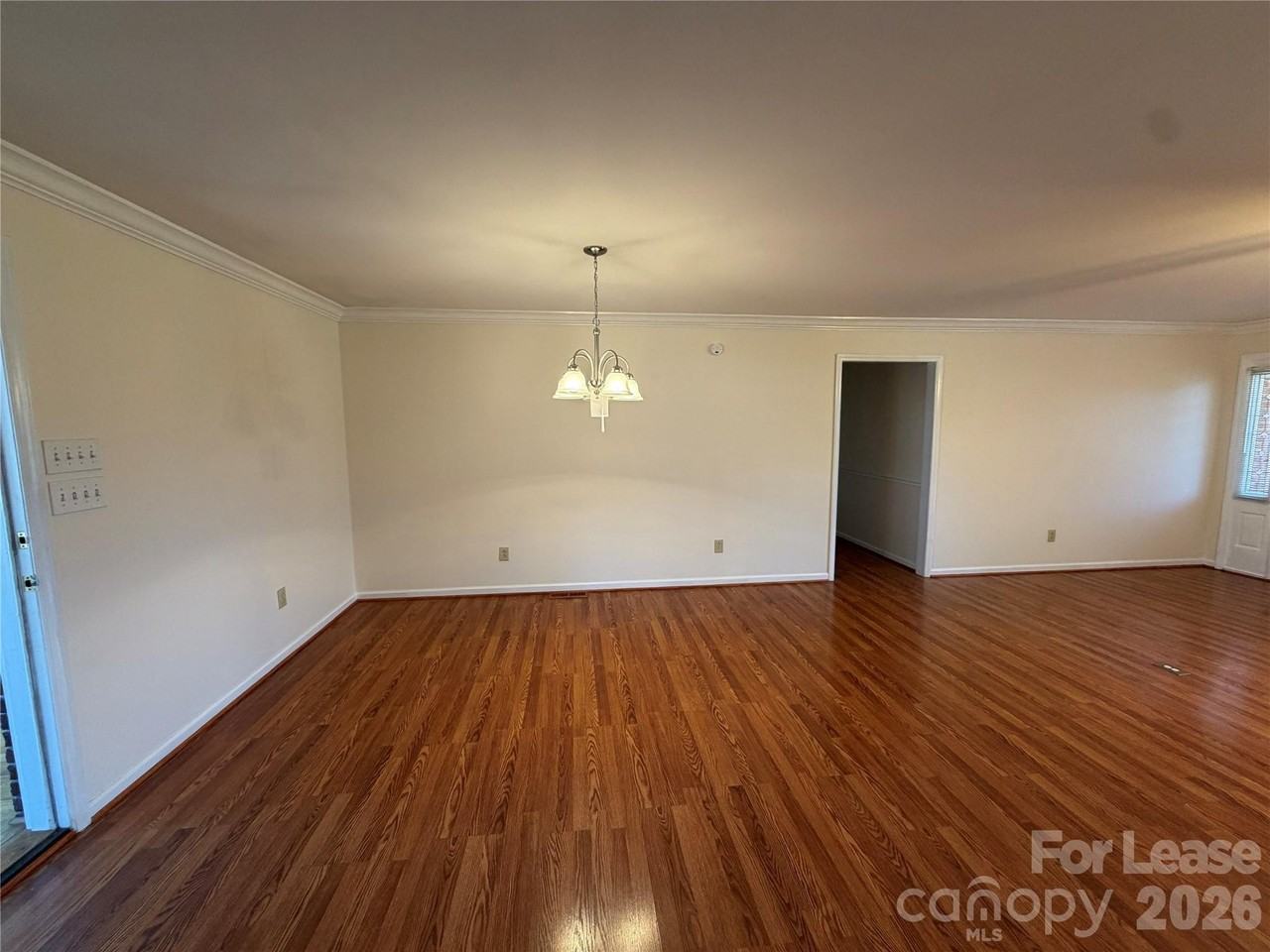 236 Meadow Oaks Dr - Photo 6 of 28