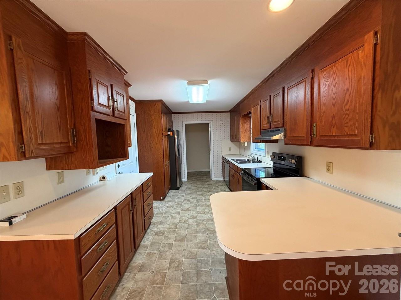 236 Meadow Oaks Dr - Photo 7 of 28