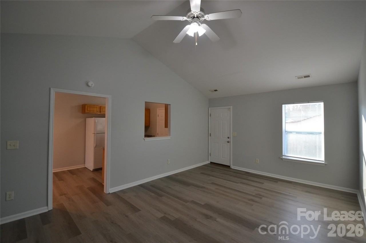 4638 Palm Breeze Ln - Photo 4 of 25