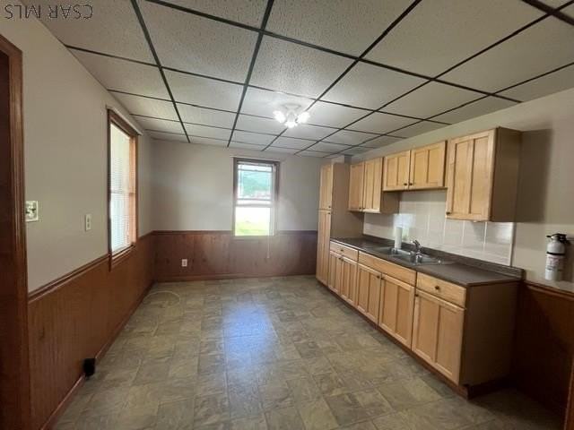 652 6th St - Photo 6 of 15