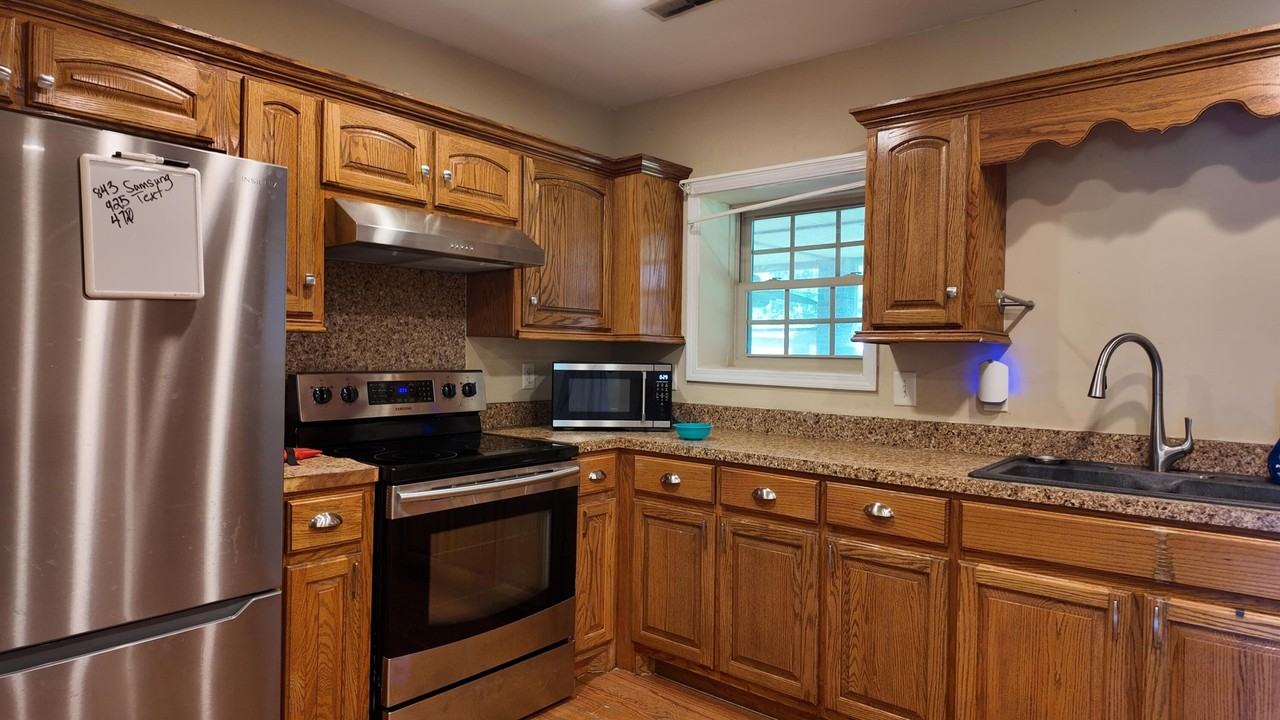 463 Old Moncks Corner Rd - Photo 4 of 19