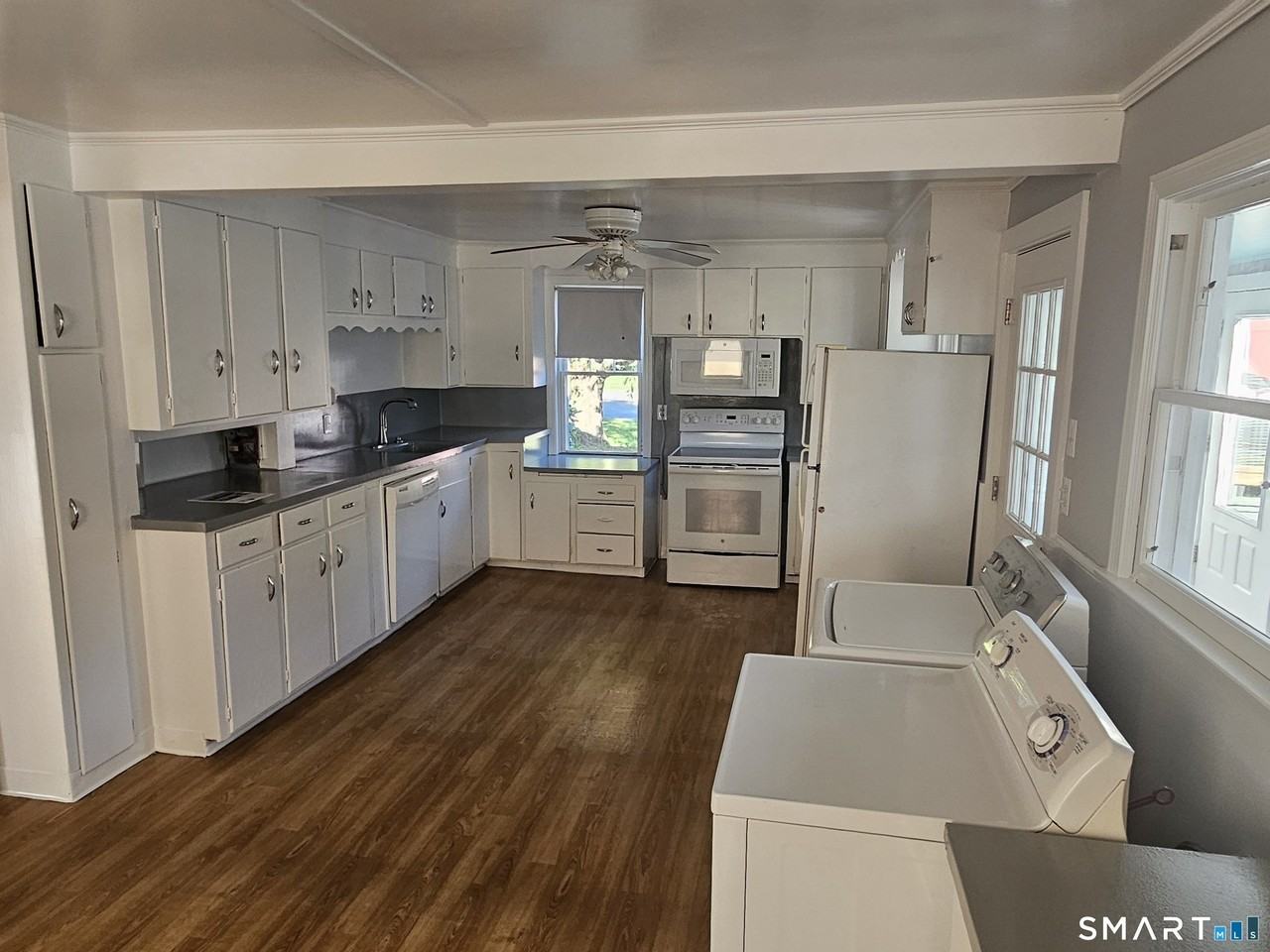 194 Beacon Valley Rd - Photo 6 of 24