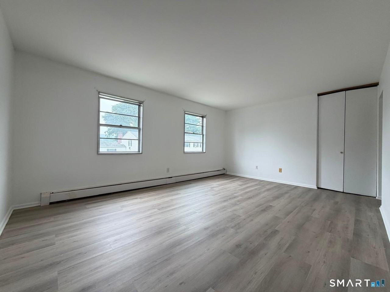 18 Fairview Dr #3 - Photo 6 of 24