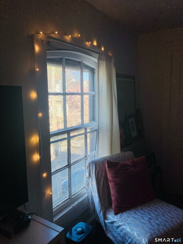 34 Clark St - Photo 5 of 6