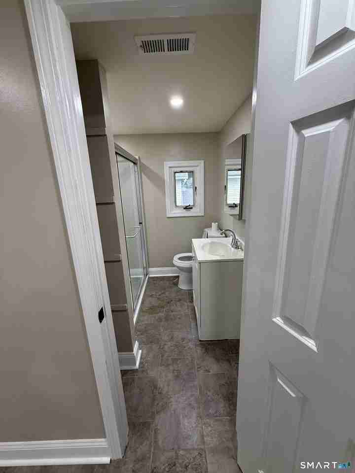 1440 N Main St - Photo 4 of 12