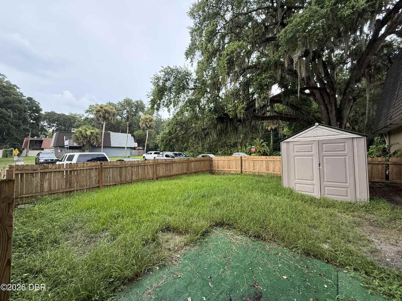 71 Springwood Sq - Photo 2 of 16