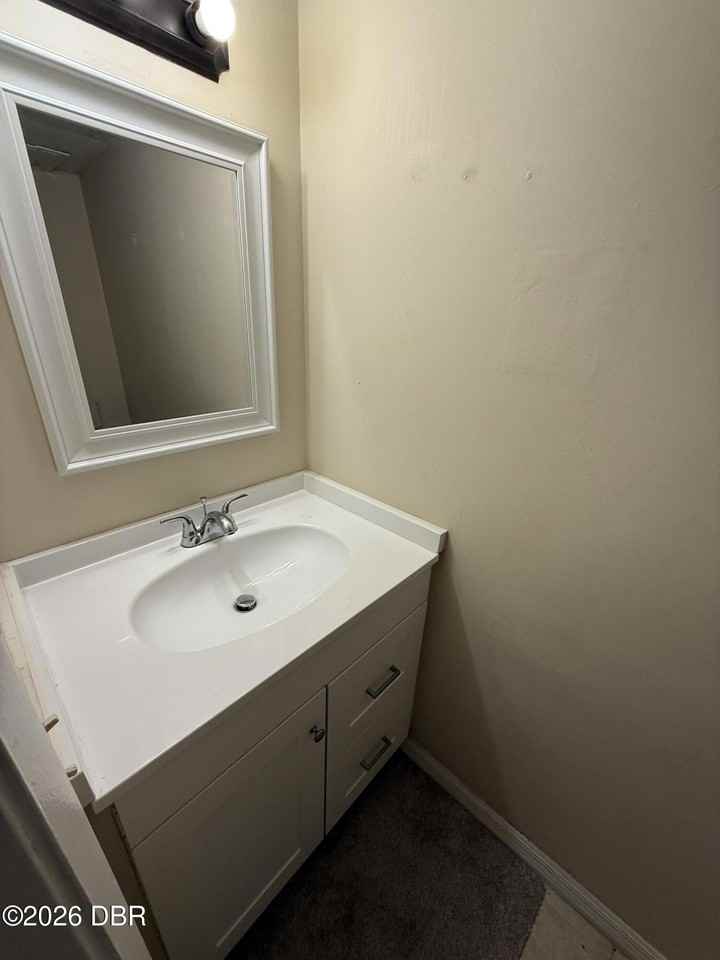 71 Springwood Sq - Photo 6 of 16