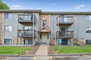 featured image of 9533 University Ave #4