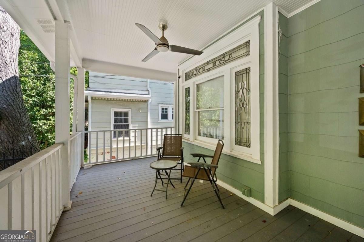 693 Myrtle St Ne - Photo 3 of 18