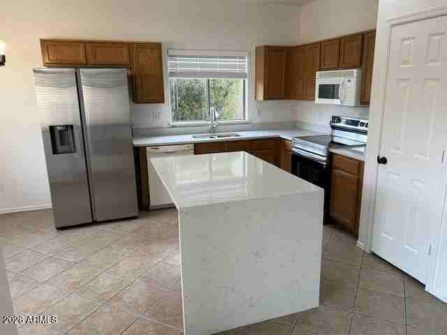 8013 W Lumbee St - Photo 4 of 19