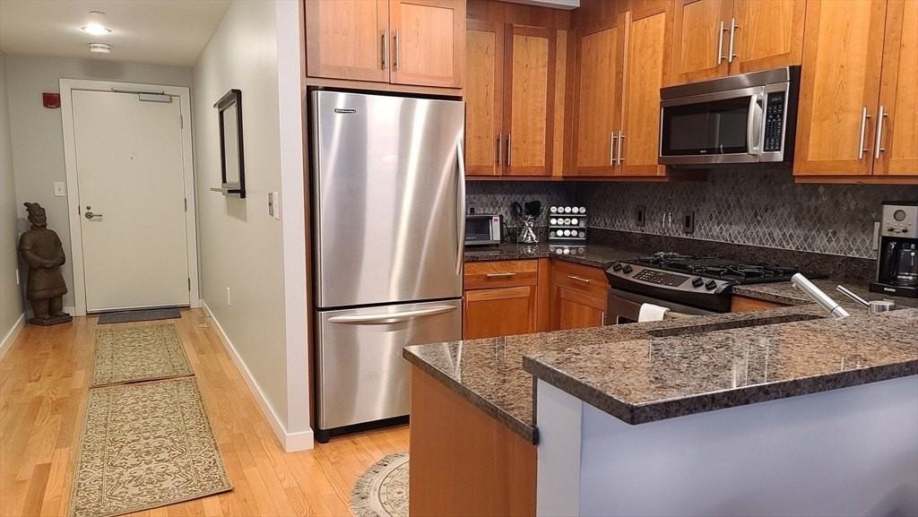 80 Broad 903 - Photo 5 of 14