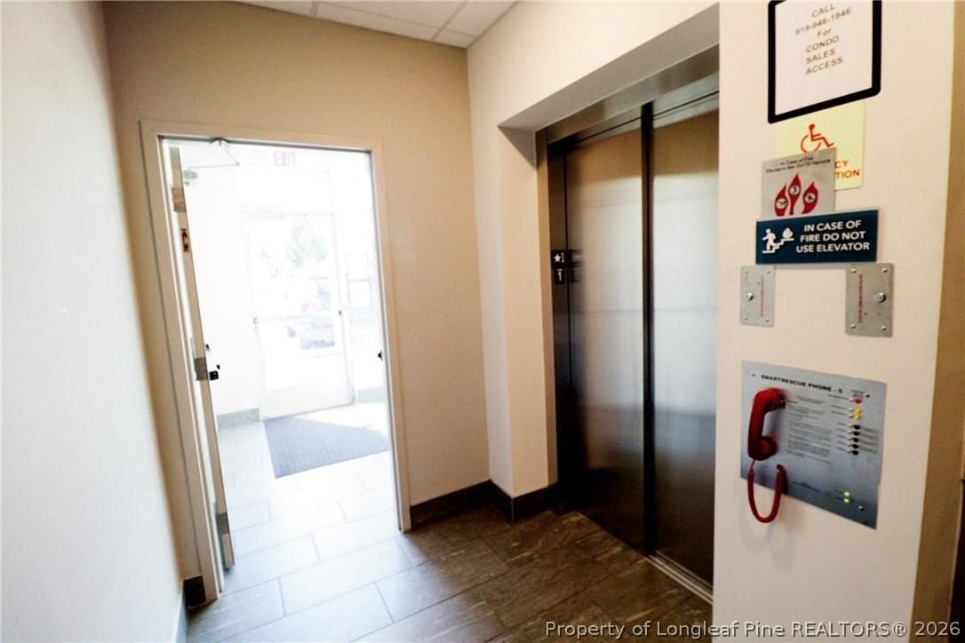 2402 Gathering Square Ct - Photo 2 of 25