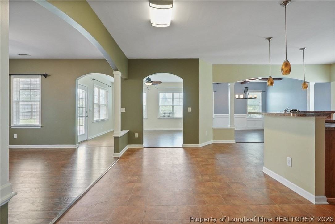 415 Highgrove Dr - Photo 4 of 49