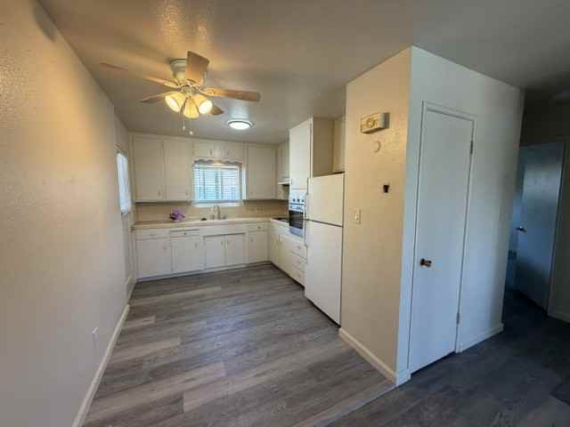 218 College Ave #6 - Photo 3 of 21