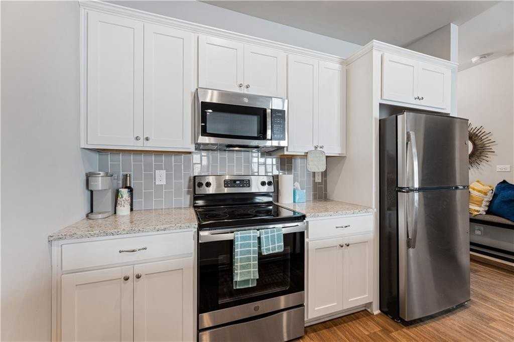 2831 Ridgeview Dr Sw - Photo 5 of 18