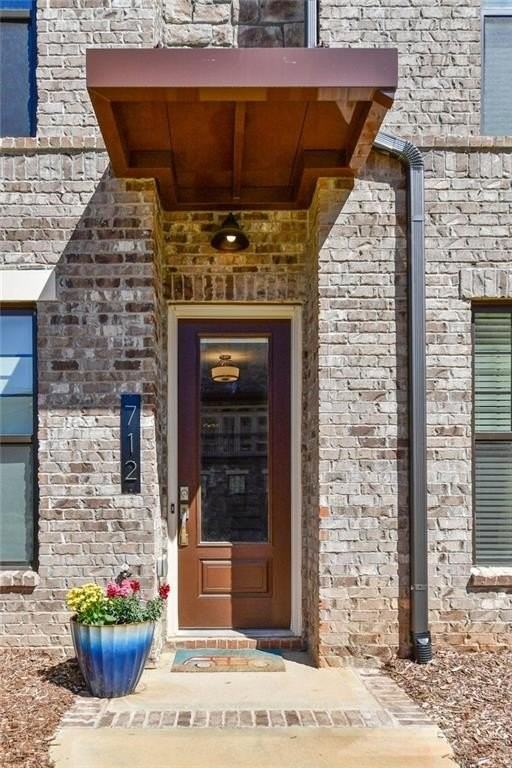 712 Alden Dr - Photo 2 of 37