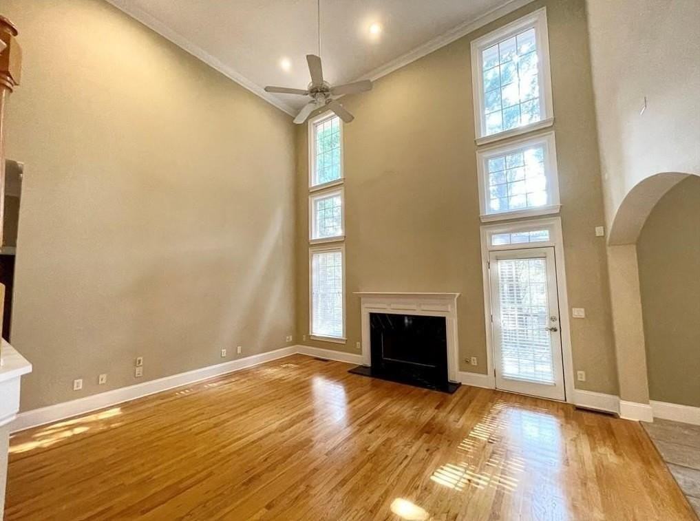 455 Wembley Cir - Photo 3 of 43