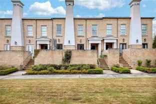 108 Grand Cres - Photo 1 of 1