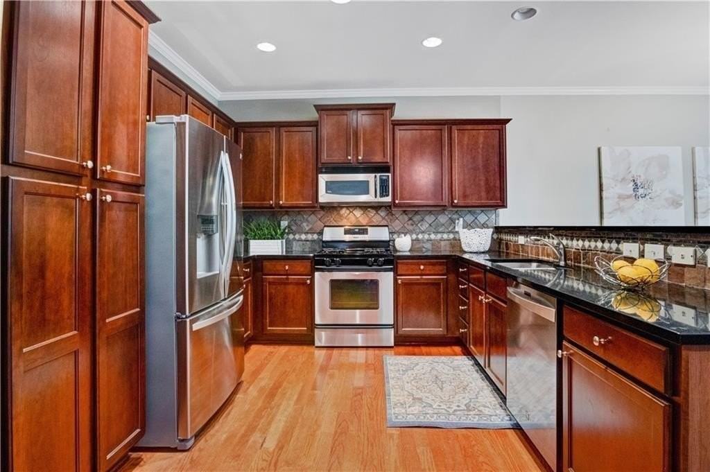 300 Snowgoose Ct - Photo 5 of 18