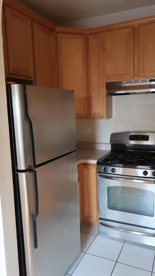 735 W Junior Ter #401 - Photo 2 of 22