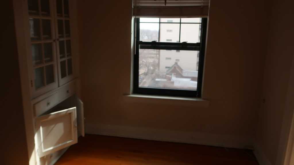 735 W Junior Ter #401 - Photo 6 of 22