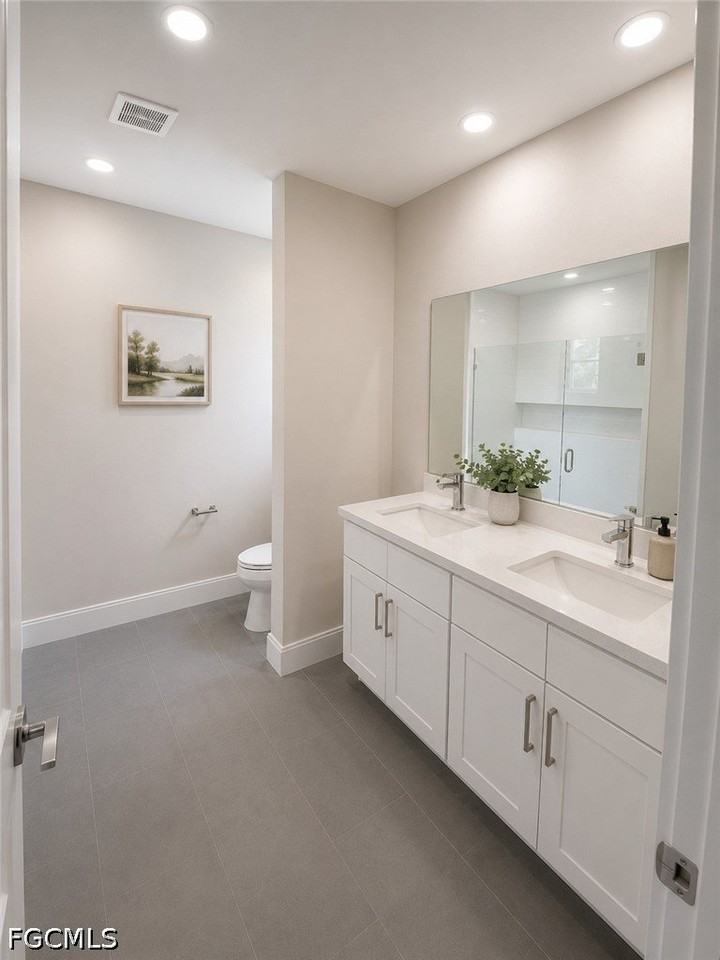 4550 29th St Sw - Photo 4 of 10