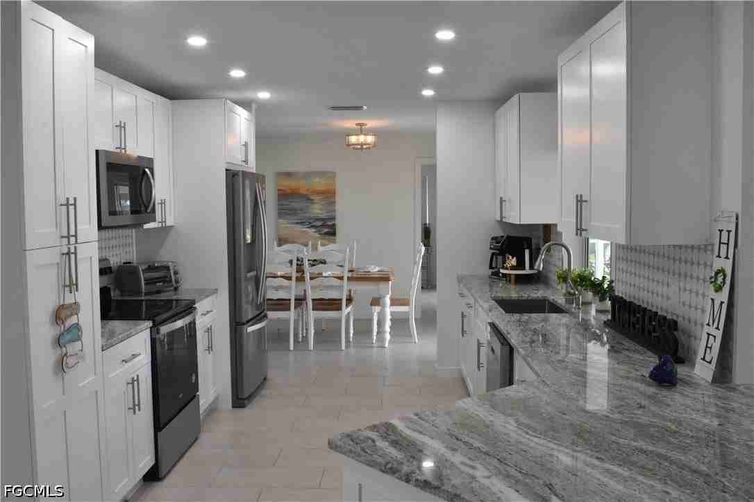 4135 Coronado Pkwy - Photo 7 of 27