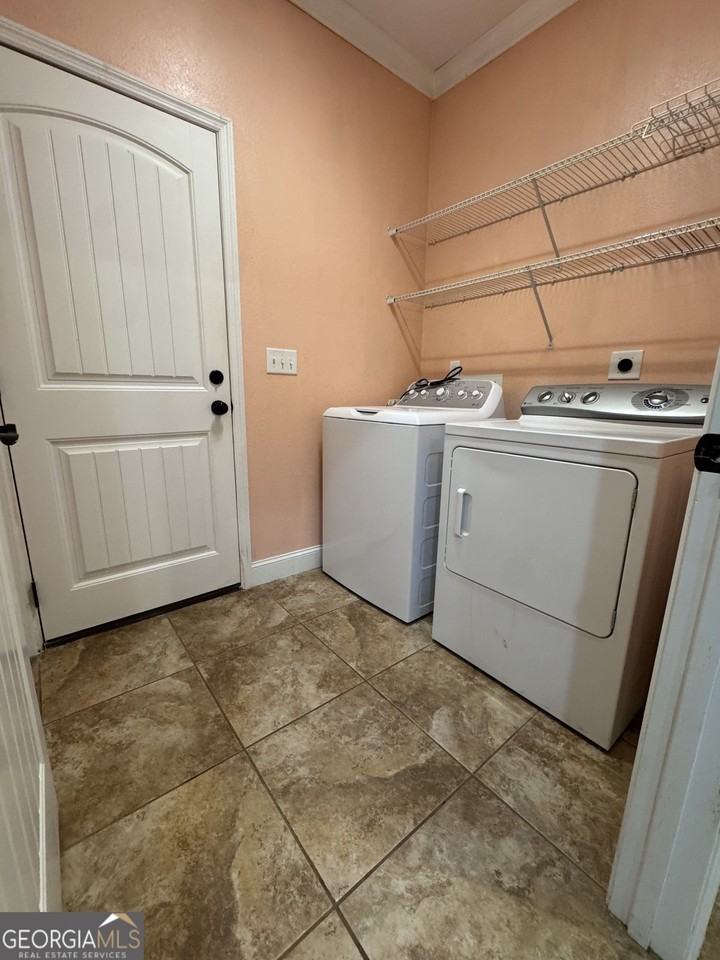 217 Guyler St - Photo 7 of 14