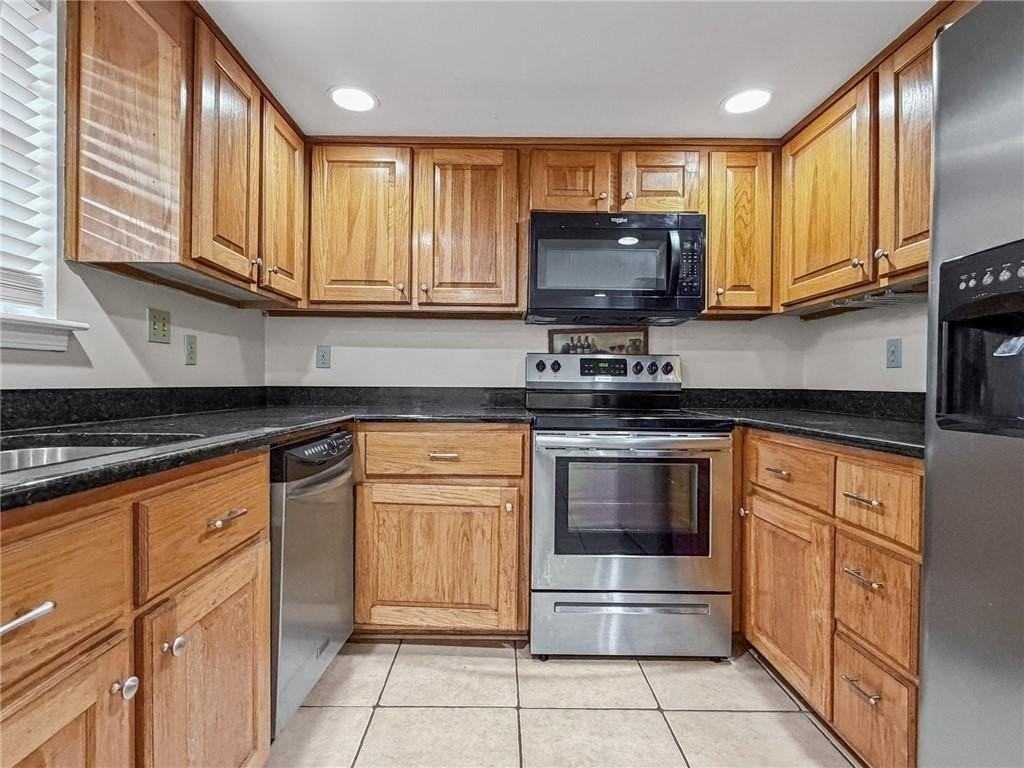 114 Du Rhu Dr #A - Photo 2 of 17