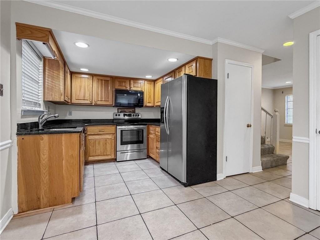114 Du Rhu Dr #A - Photo 3 of 17