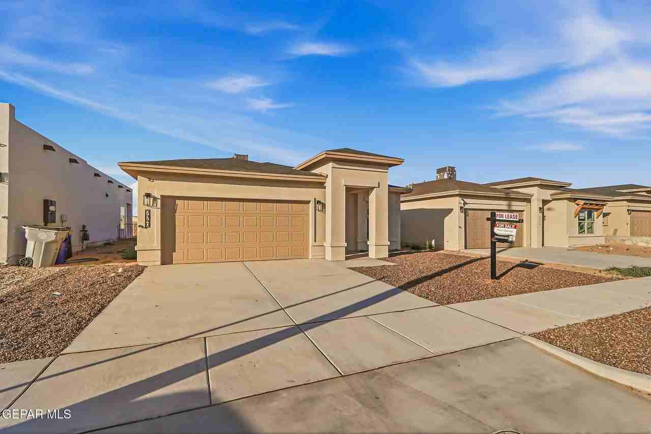 7340 John Gerald Way - Photo 3 of 26