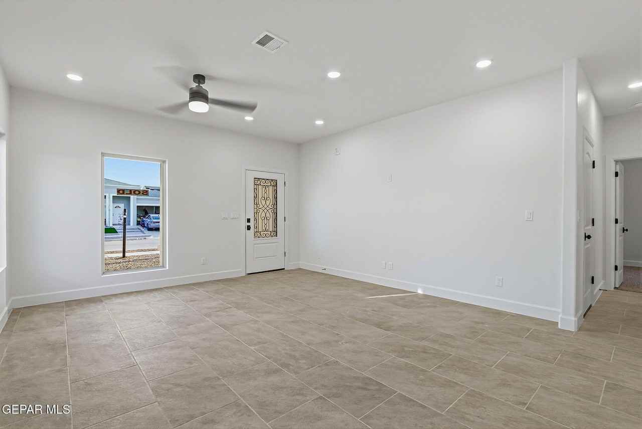 7340 John Gerald Way - Photo 6 of 26
